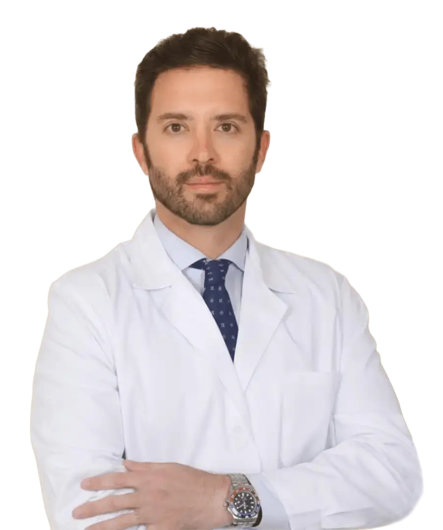 Dr. Loza experto en implante y análisis capilar